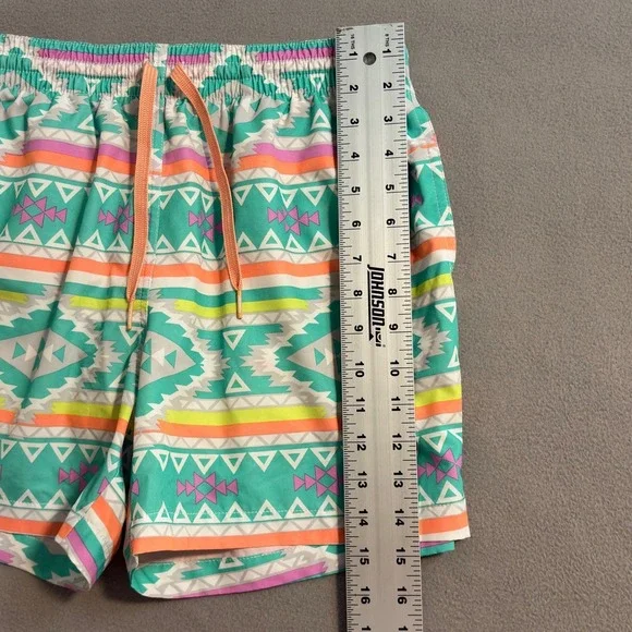 Chubbies Shorts Men M Colorful En Fuegos Aztec Mesh Lined Swim Trunk Beach - Picture 7 of 10